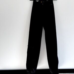 Skea Women’s Classic High Rise Slim Fit Insulated Ski Pants Size 4